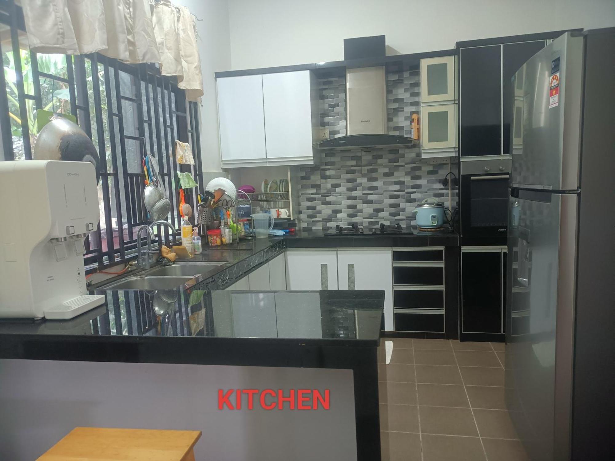 Apartment Av